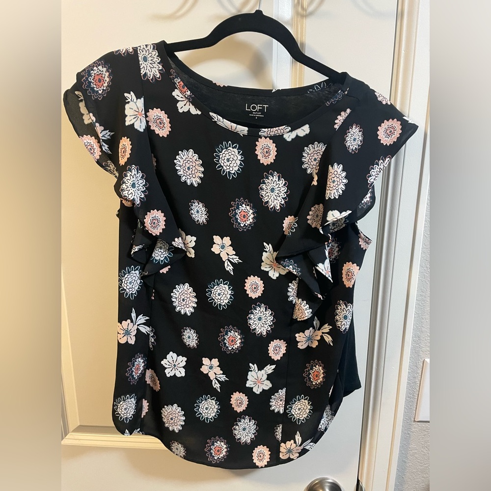 Black loft small blouse